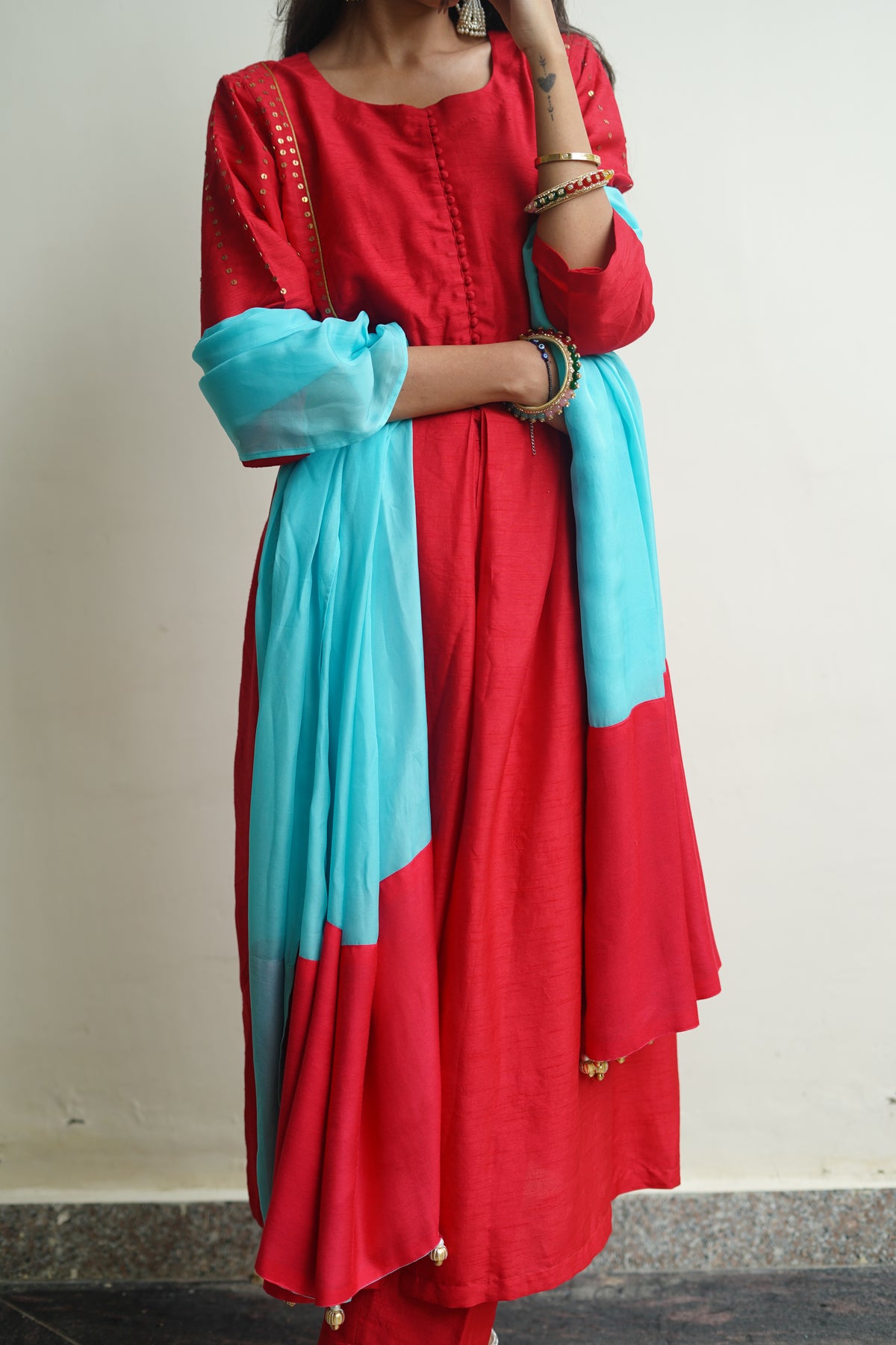 The Aarohi Suit Set